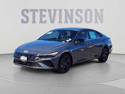 New 2026 Hyundai Elantra SEL Sport Premium