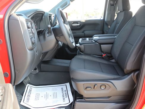 New 2026 Chevrolet Silverado 1500 Custom Trail Boss w/ Turbomax Blackout Package image 13