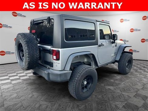 Used 2018 Jeep Wrangler Sport image 7