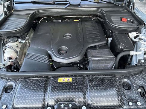 Certified 2025 Mercedes-Benz GLS 450 4MATIC image 54