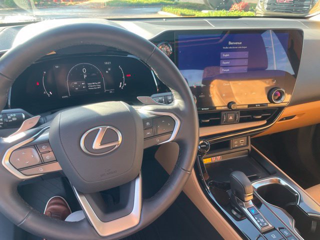 Used 2025 Lexus NX 350 AWD w/ Luxury Package image 17
