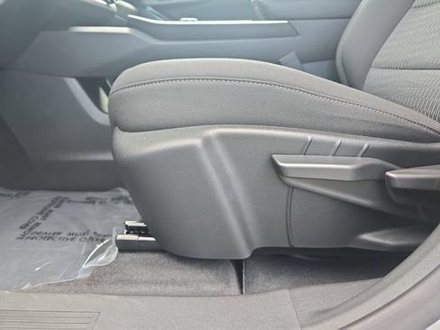 New 2026 Chevrolet Equinox LT w/ Safety and Technology Package AWD/4WD image 29