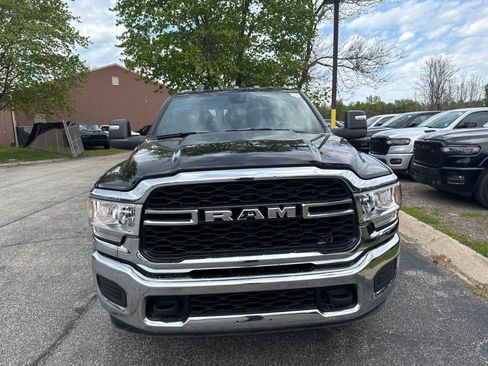 Used 2024 RAM 3500 Tradesman w/ Chrome Appearance Group AWD/4WD image 2