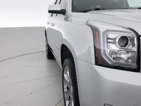 Used 2016 GMC Yukon XL Denali w/ Open Road Package AWD/4WD image 11