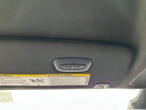 New 2026 Chrysler Pacifica Select AWD/4WD image 26