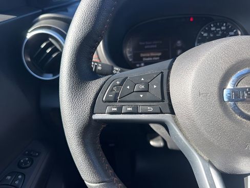 Used 2021 Nissan Kicks SR w/ SR Premium Package image 13