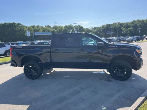 New 2026 Chevrolet Silverado 1500 Custom Trail Boss w/ LPO, Dark Essentials Package AWD/4WD image 13
