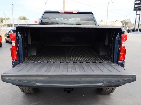 Used 2021 Chevrolet Silverado 1500 Custom image 24