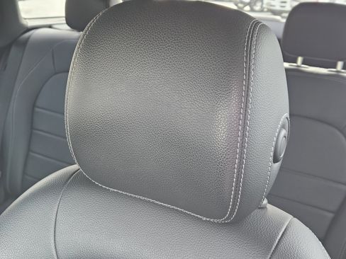 Used 2019 Mercedes-Benz GLC 300 image 15