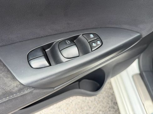 Used 2015 Nissan Sentra SR FWD image 10
