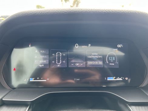 New 2025 Jeep Grand Cherokee Altitude image 46