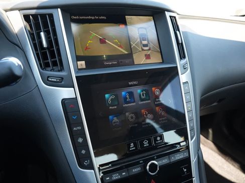 Used 2021 INFINITI Q50 Luxe image 13