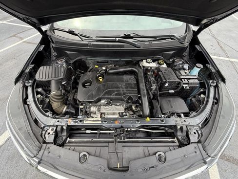 Used 2023 Chevrolet Equinox LT image 31