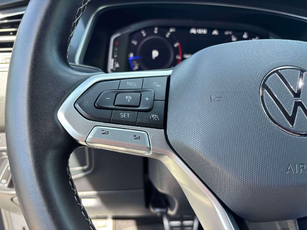 Used 2023 Volkswagen Tiguan SEL R-Line AWD/4WD image 20