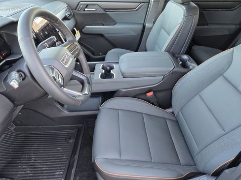 New 2026 GMC Acadia AT4 w/ LPO, Floor Liner Package image 9