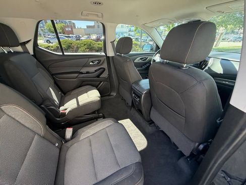Used 2019 Chevrolet Traverse LT AWD/4WD image 32