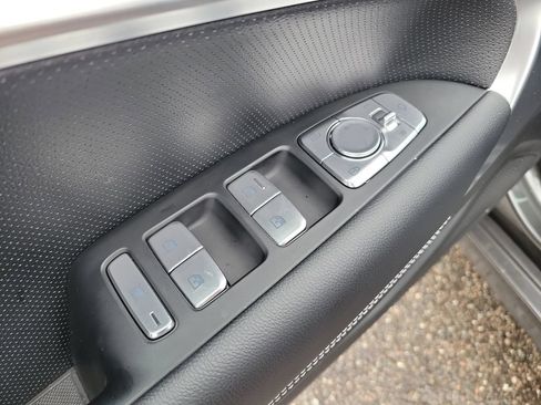 Used 2026 Genesis G70 2.5T Prestige RWD image 19
