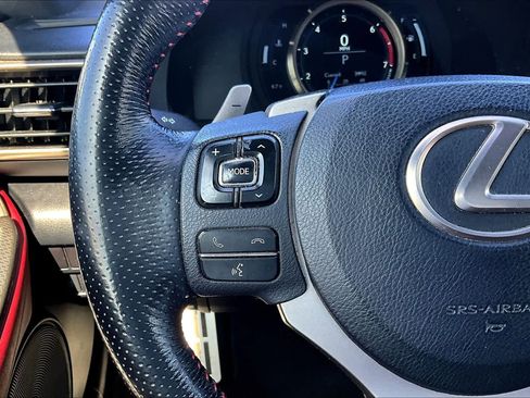 Used 2017 Lexus RC 200t image 23