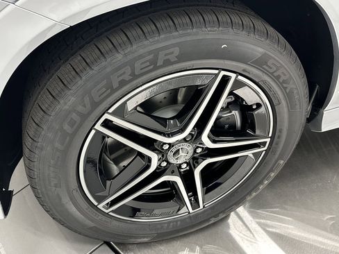 New 2026 Mercedes-Benz GLE 450 4MATIC image 13