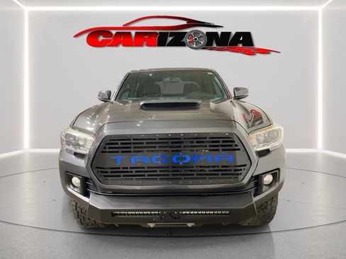 Used 2016 Toyota Tacoma SR image 8