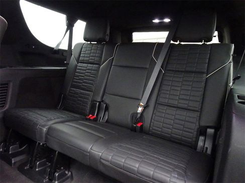 Certified 2023 Cadillac Escalade ESV Sport Platinum w/ LPO, ONYX Package image 16