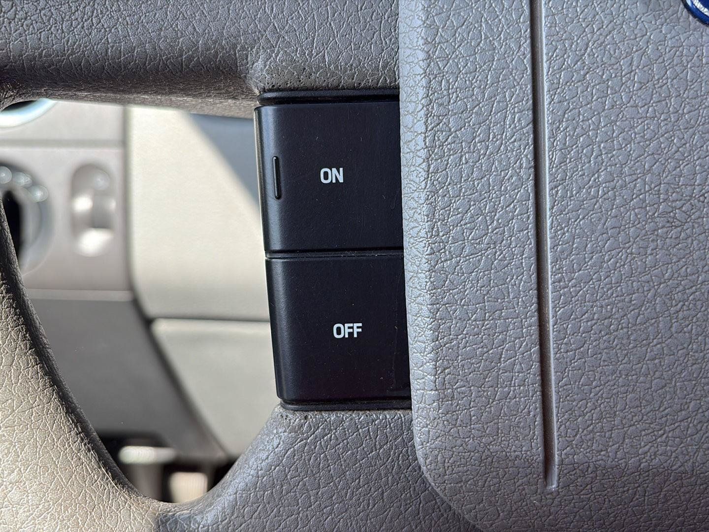 Used 2005 Ford F150 XL AWD/4WD image 13