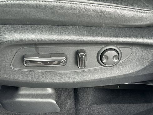 Used 2023 Honda CR-V EX-L image 22