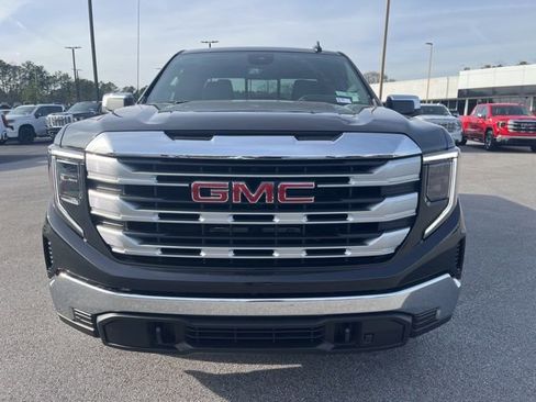 New 2026 GMC Sierra 1500 SLE w/ Preferred Package image 2