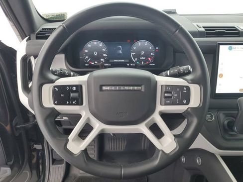 Used 2025 Land Rover Defender 110 S AWD/4WD image 19