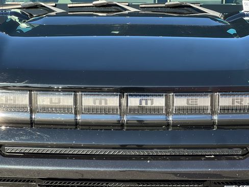 Used 2025 GMC Hummer EV 2X AWD/4WD image 43