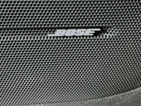 Used 2017 GMC Acadia Limited SLT image 24