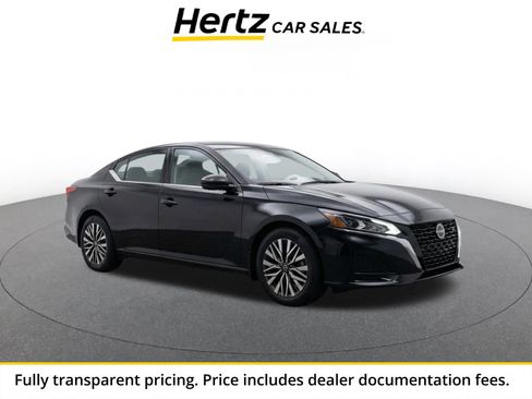 Used 2026 Nissan Altima 2.5 SV FWD image 1