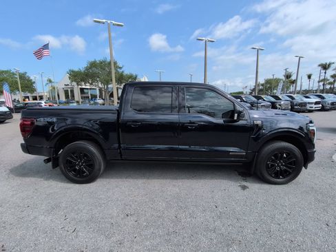 Used 2025 Ford F150 Platinum w/ Equipment Group 702A High AWD/4WD image 4