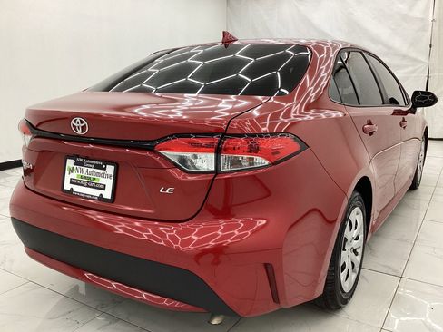 Used 2021 Toyota Corolla LE FWD image 8