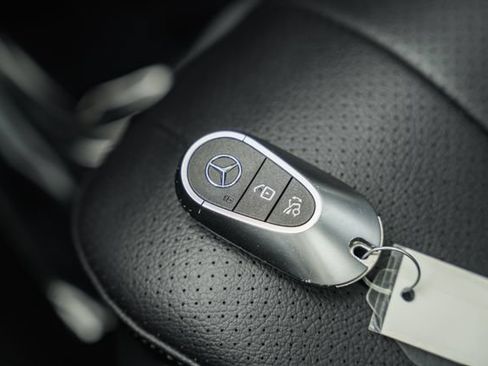 Used 2024 Mercedes-Benz E 350 4MATIC Sedan image 44