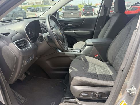 Used 2024 Chevrolet Equinox LT FWD image 6