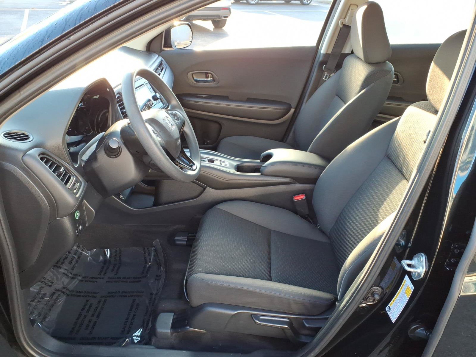 Used 2022 Honda HR-V LX image 4
