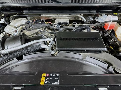 Used 2024 Chevrolet Silverado 2500 LT image 22