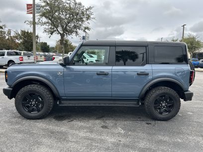 New 2025 Ford Bronco Outer Banks w/ Black Appearance Package