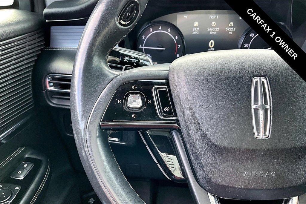 Used 2022 Lincoln Corsair FWD w/ Premium Package image 16