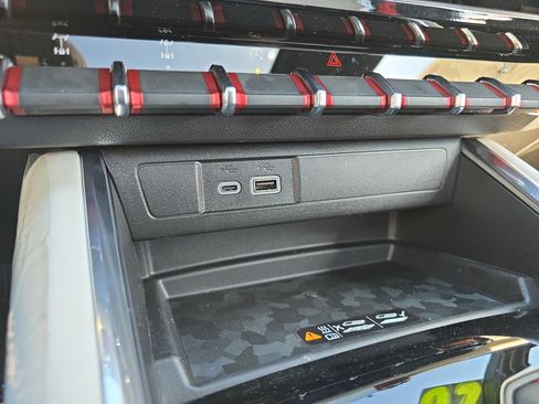 New 2026 GMC Canyon AT4X image 32