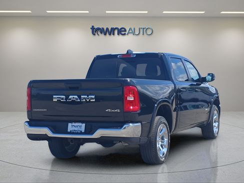 Used 2025 RAM 1500 Big Horn AWD/4WD image 5