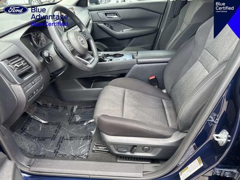 Used 2024 Nissan Rogue SV FWD image 17