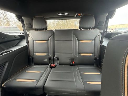 Used 2022 GMC Yukon AT4 w/ AT4 Premium Plus Package image 23