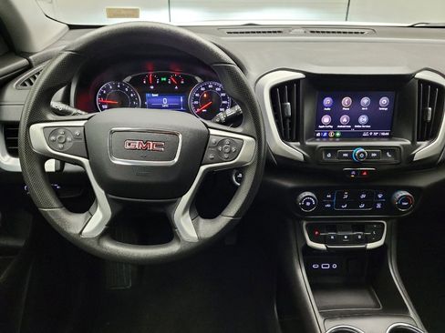 Used 2023 GMC Terrain SLE image 22