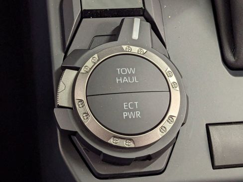 New 2025 Toyota Tacoma SR image 27