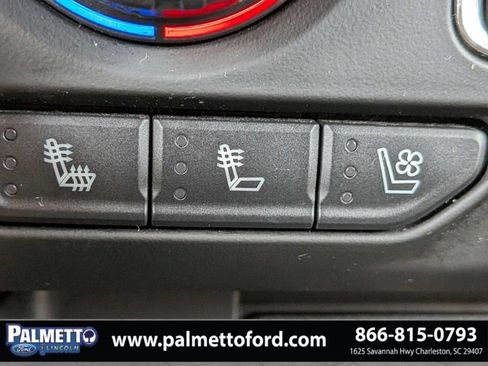 Used 2021 Chevrolet Suburban Premier RWD image 26