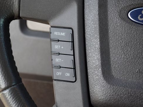 Used 2009 Ford F150 XLT RWD image 8