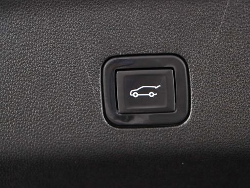 Used 2024 Chevrolet Tahoe RST w/ Luxury Package image 35