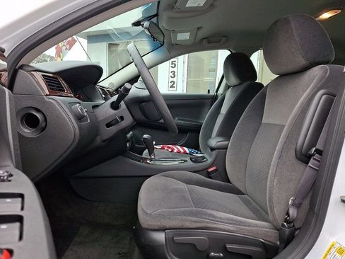 Used 2011 Chevrolet Impala LS image 15